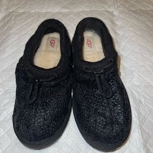 UGG Kid’s Freesia Cable knit Slippers Size X-Small